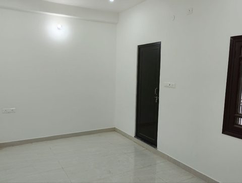 2 BHK in Friends Colony — photo 2