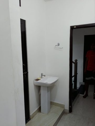 2 BHK in Friends Colony, Lucknow: photo 13 of 19