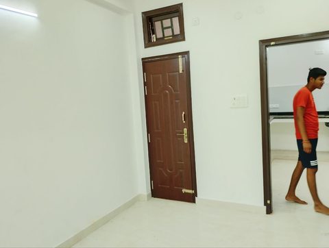 2 BHK in Friends Colony, Lucknow: photo 16 of 19