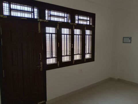 2 BHK in Friends Colony, photo 5